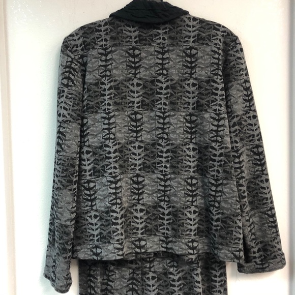 Kiok Dark Gray Two Piece Pants Set - Picture 3 of 8